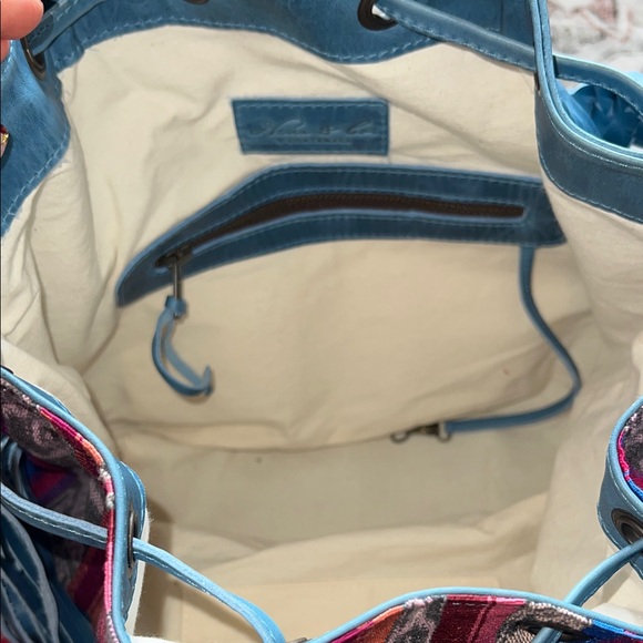 Colorful Striped Fringe Bag - Picture 4 of 6